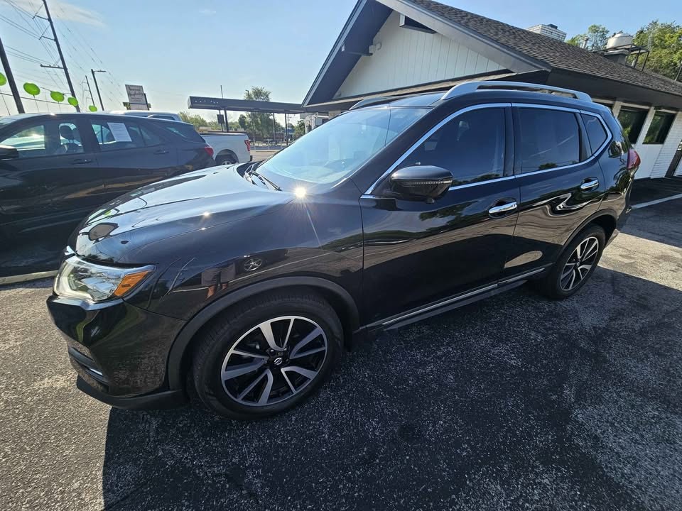 2020 Nissan Rogue Image 3