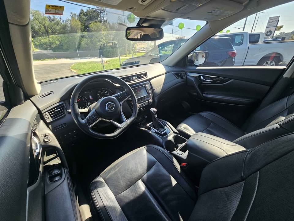 2020 Nissan Rogue Image 11