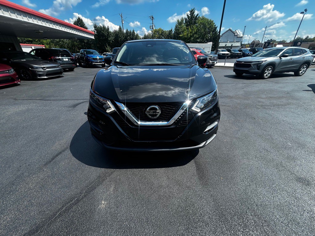 2020 Nissan Rogue Image 2
