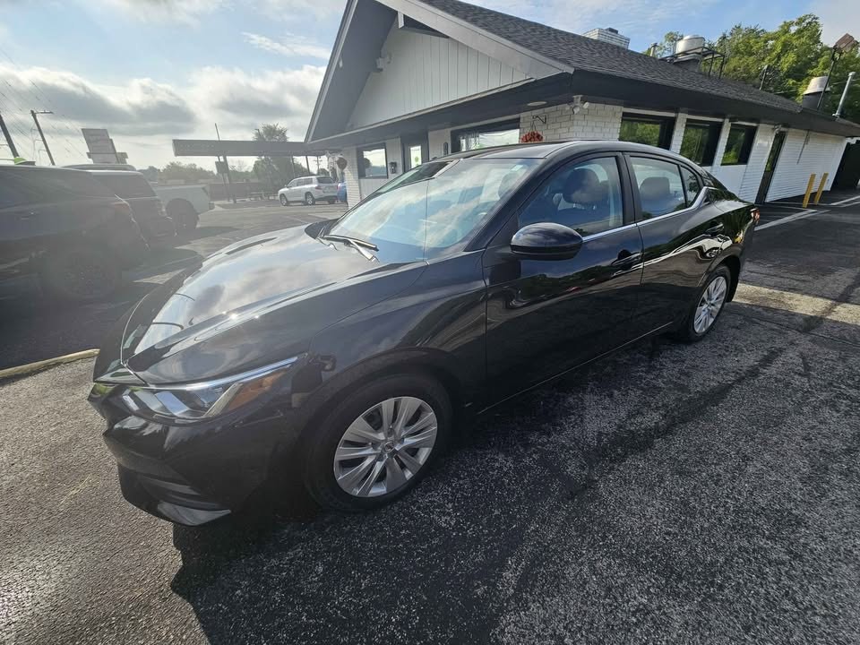 2023 Nissan Sentra Image 4