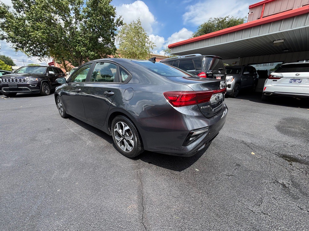 2021 Kia Forte Image 5
