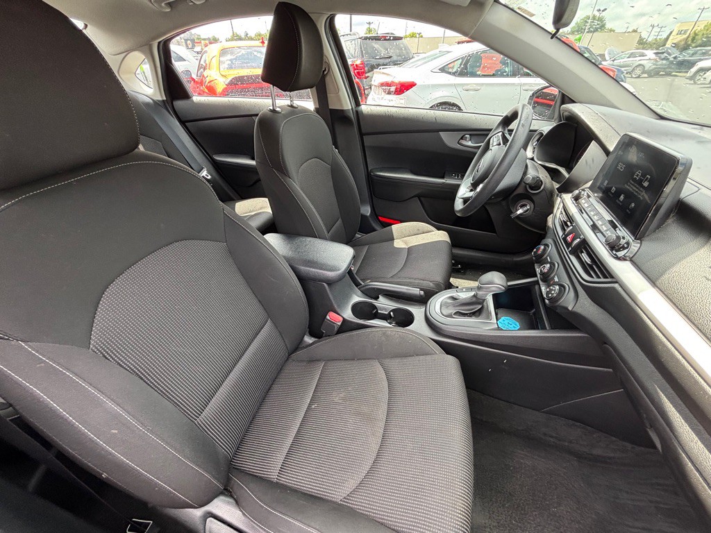 2021 Kia Forte Image 8