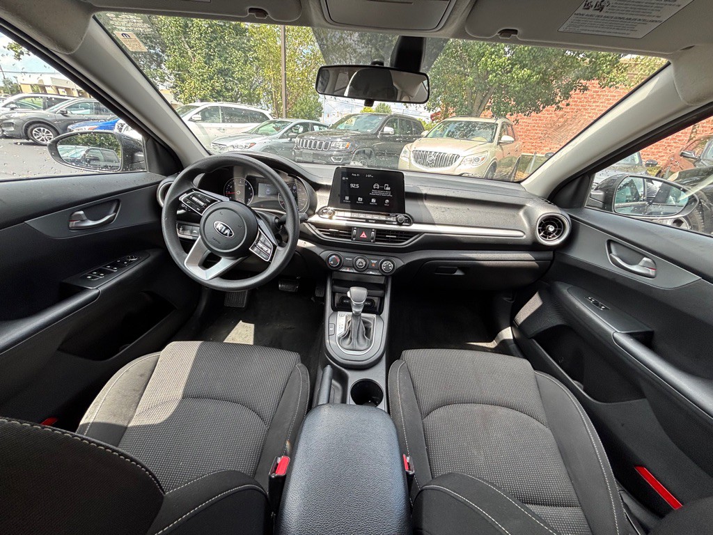 2021 Kia Forte Image 10