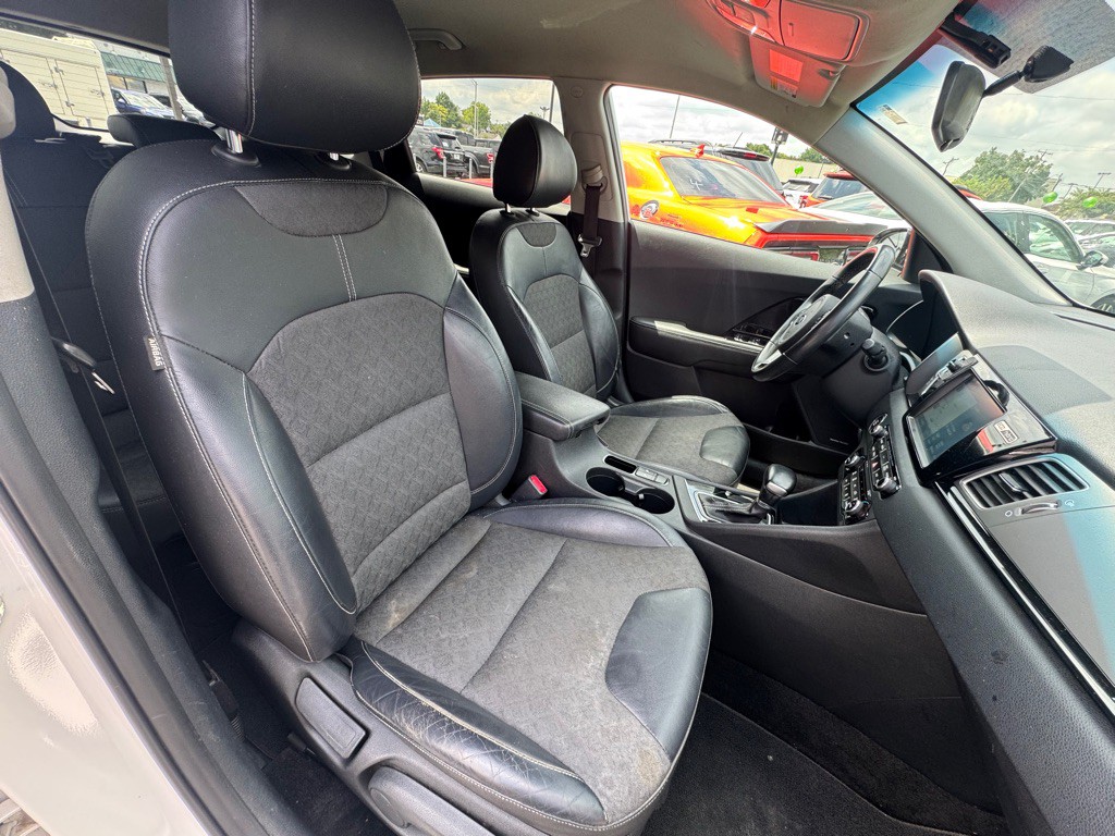 2017 Kia Niro Image 6