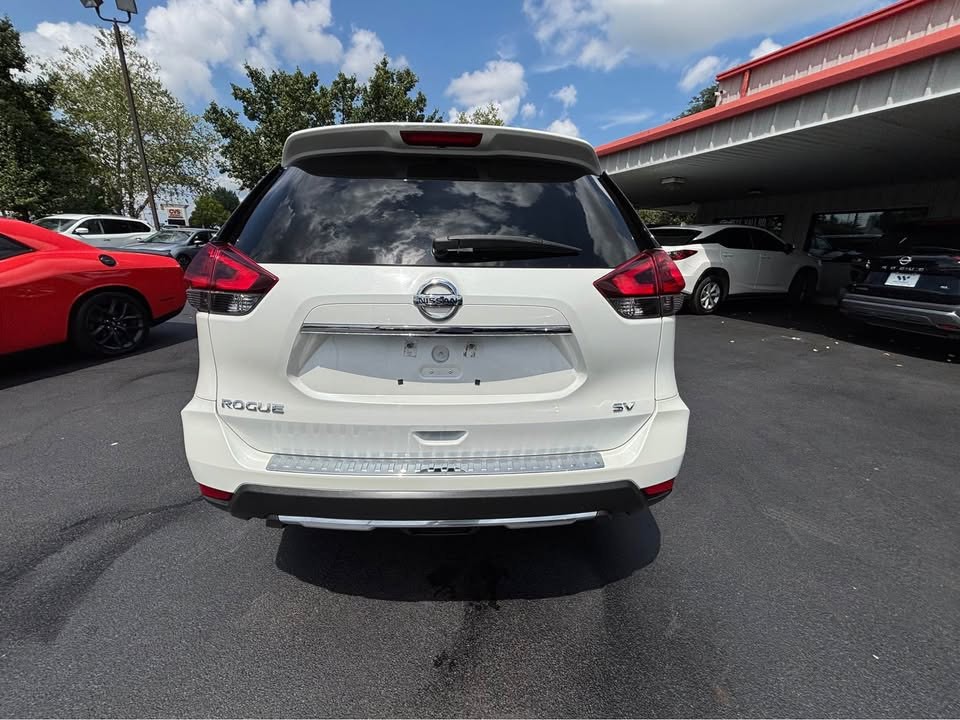 2017 Nissan Rogue Image 3