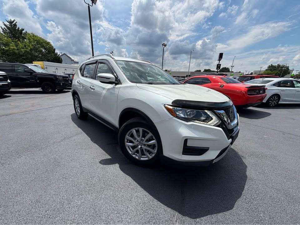 2017 Nissan Rogue Image 10