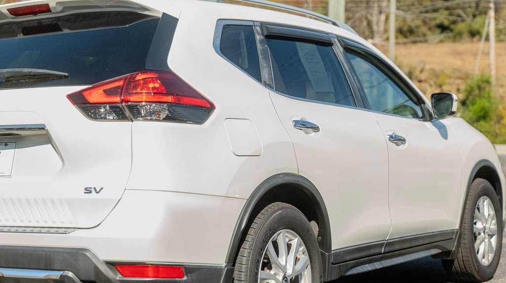 2017 Nissan Rogue Image 6