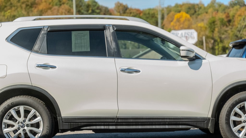 2017 Nissan Rogue Image 7
