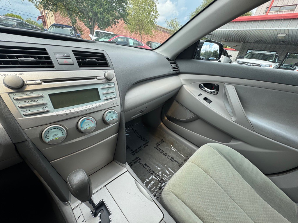 2007 Toyota Camry Image 10