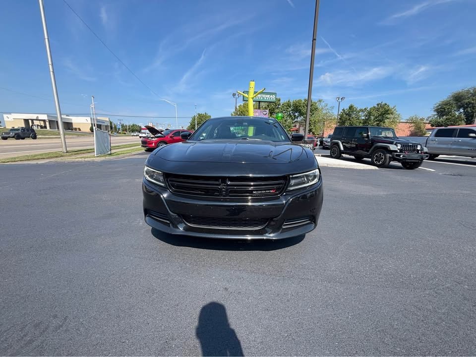 2021 Dodge Charger Image 2