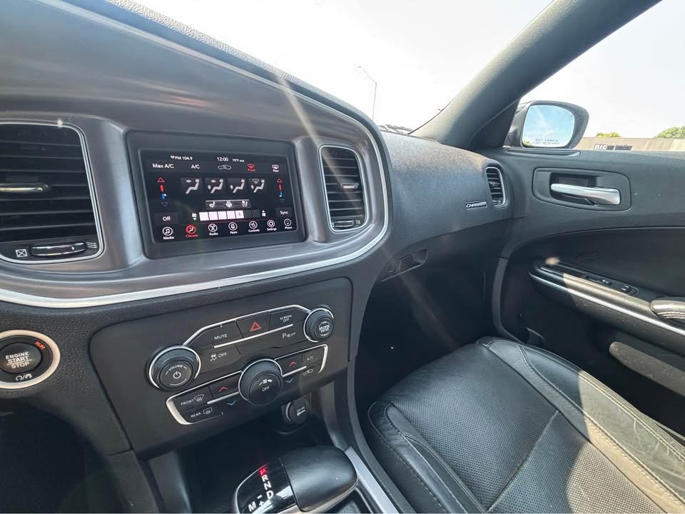 2021 Dodge Charger Image 11