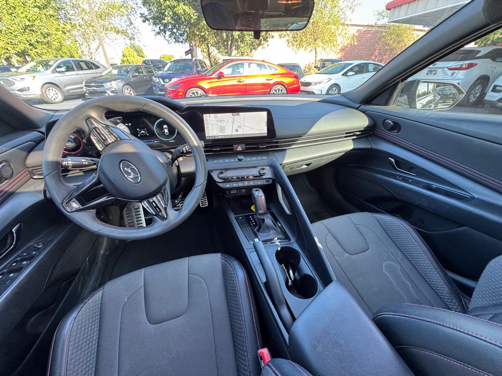 2023 Hyundai Elantra Image 10