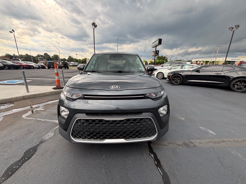 2021 Kia Soul Image 2
