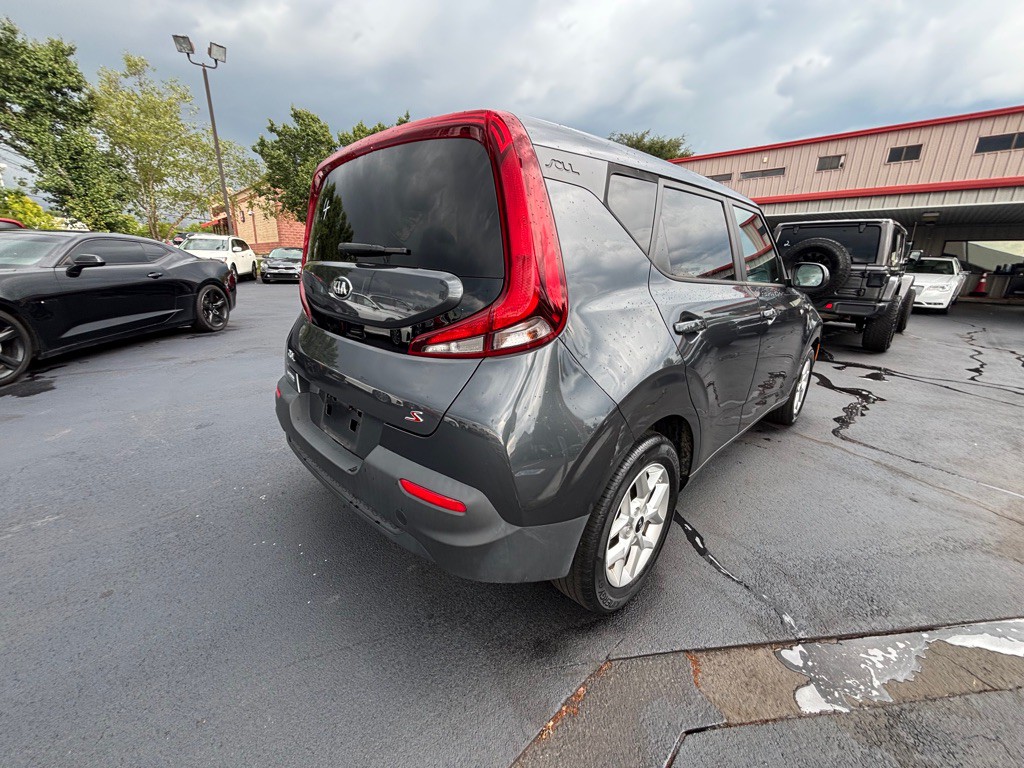 2021 Kia Soul Image 4