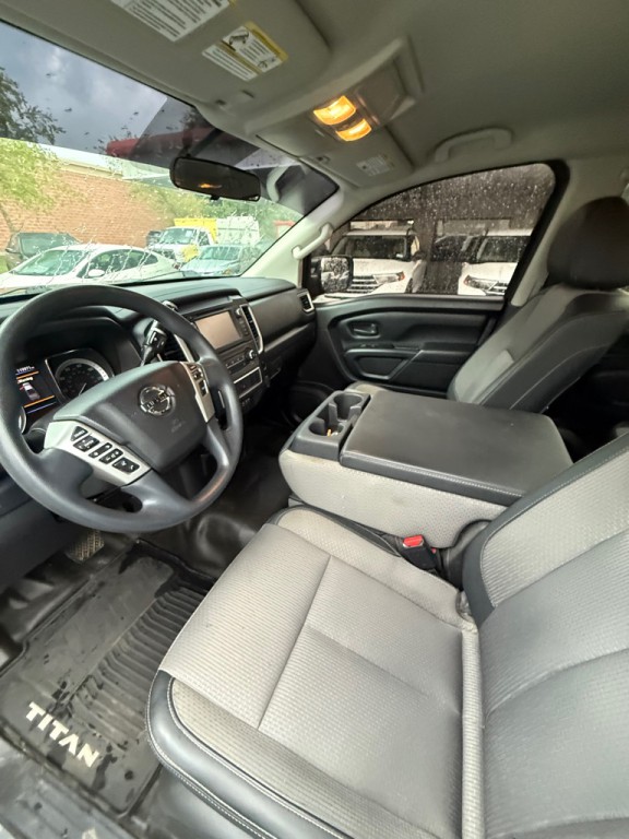 2019 Nissan Titan Image 8