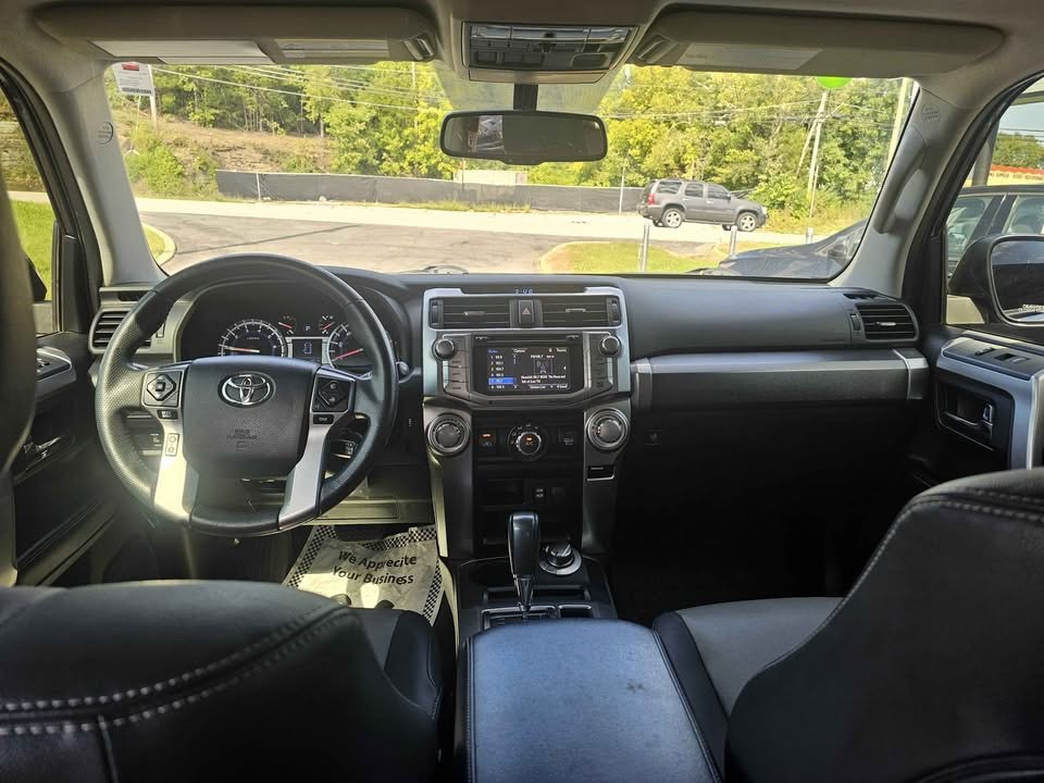 2019 Toyota 4Runner Image 8