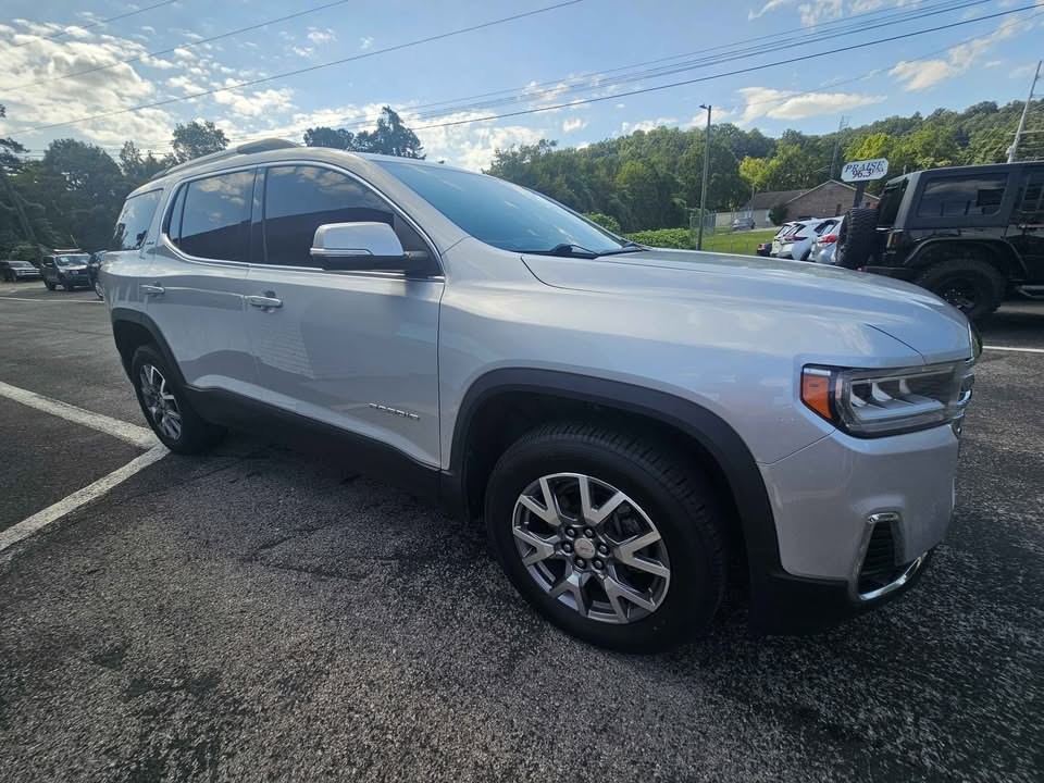 2020 GMC Acadia Image 2