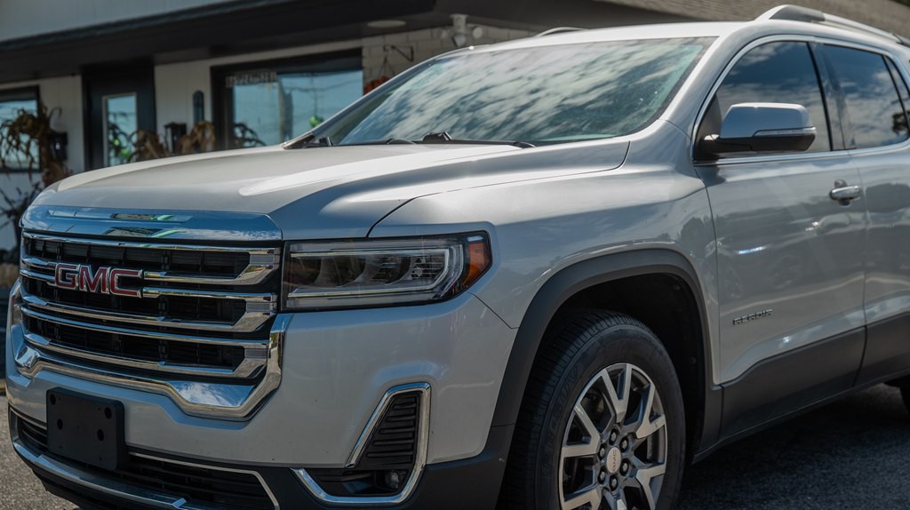 2020 GMC Acadia Image 2