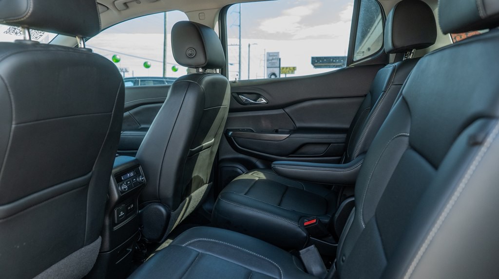 2020 GMC Acadia Image 12