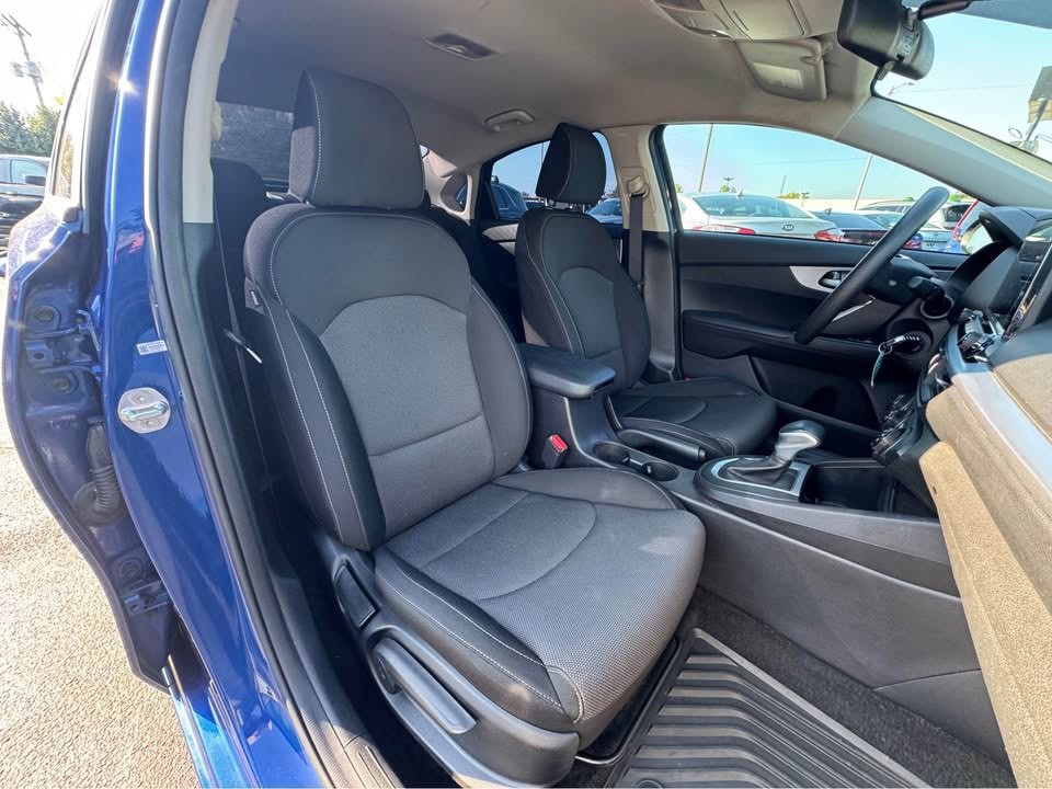 2022 Kia Forte Image 5