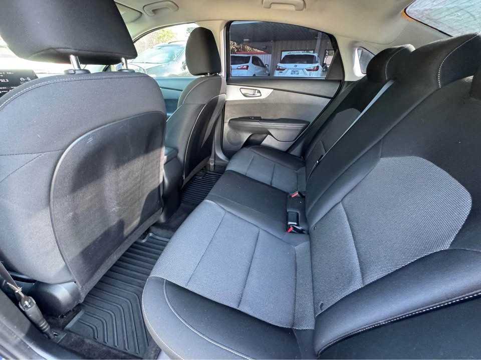 2022 Kia Forte Image 9
