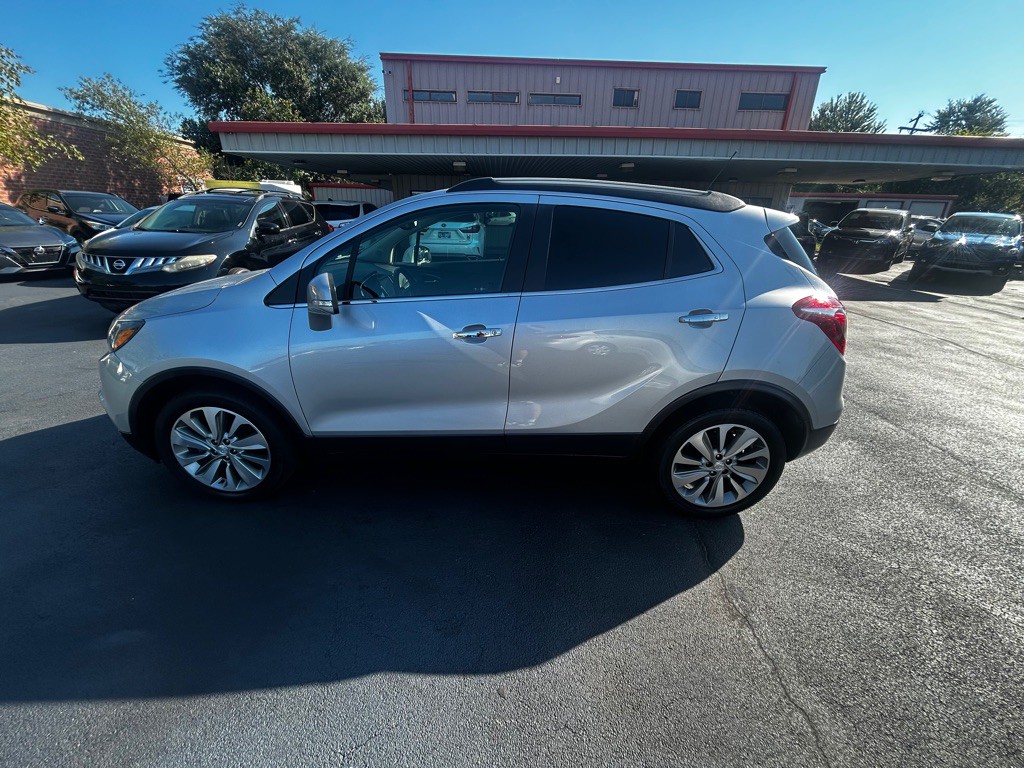 2017 Buick Enclave Image 3
