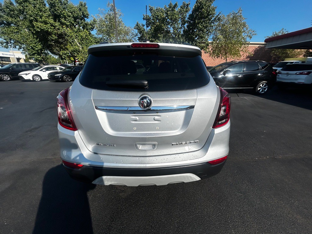 2017 Buick Enclave Image 8