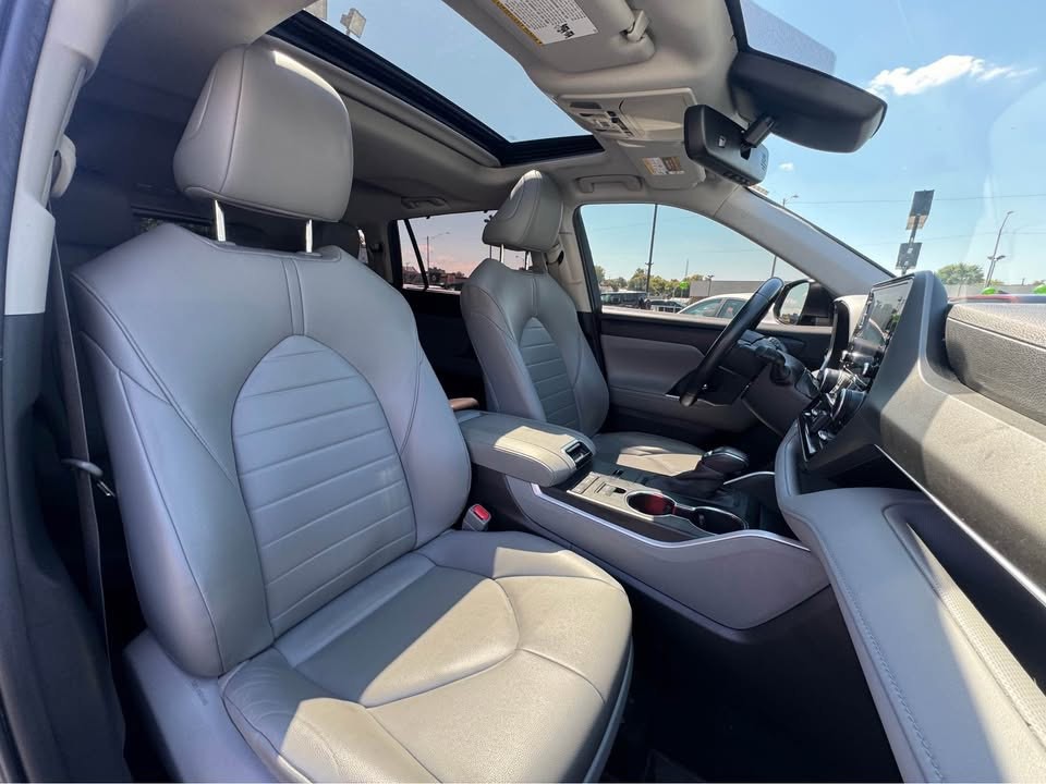2020 Toyota Highlander Image 3