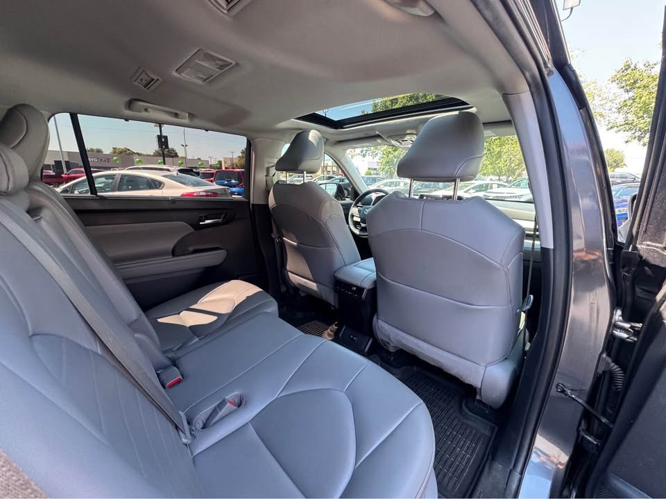 2020 Toyota Highlander Image 6
