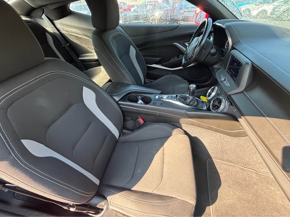 2021 Chevrolet Camaro Image 12