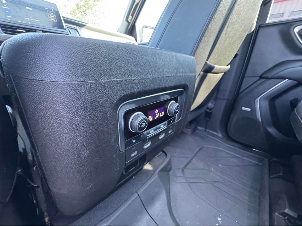 2021 Chevrolet Tahoe Image 25