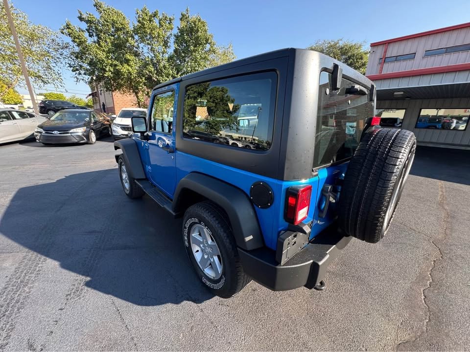 2015 Jeep Wrangler Image 15