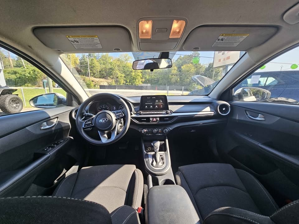 2021 Kia Forte Image 8