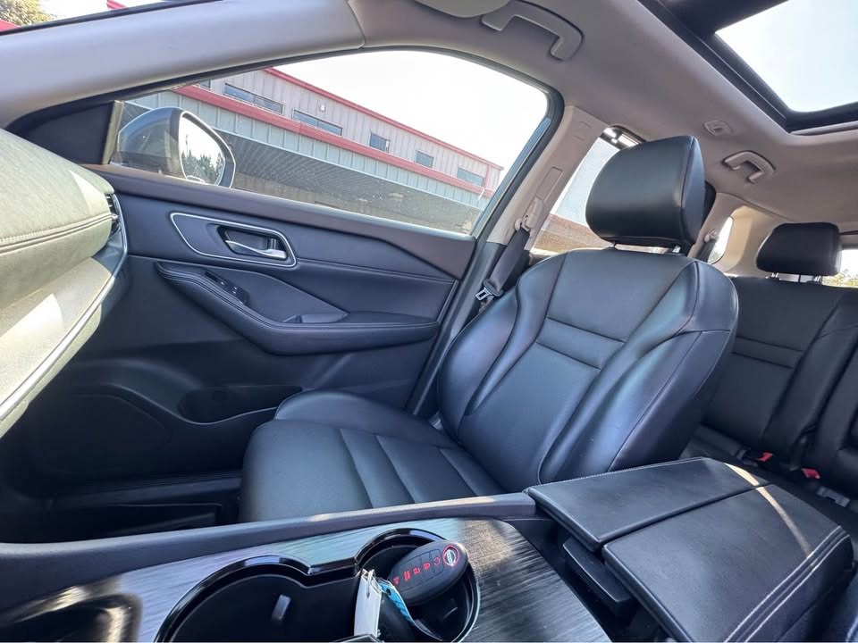2021 Nissan Rogue Image 25