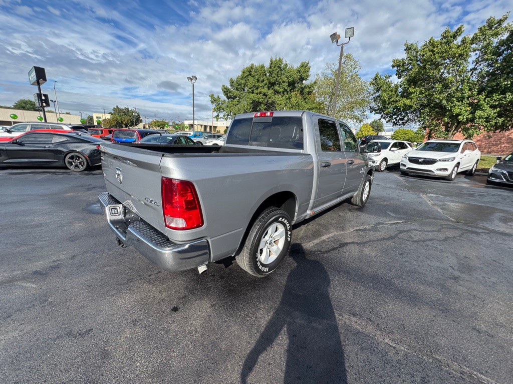 2023 RAM 1500 Image 3