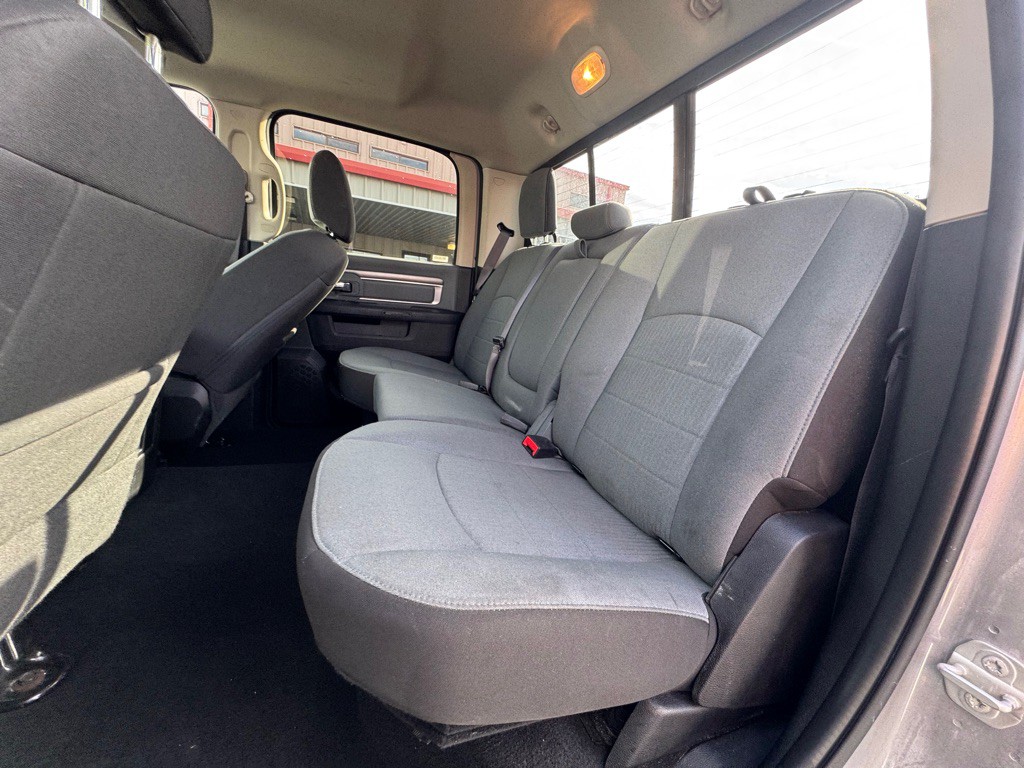 2023 RAM 1500 Image 6