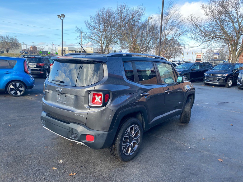 2016 Jeep Renegade Image 6