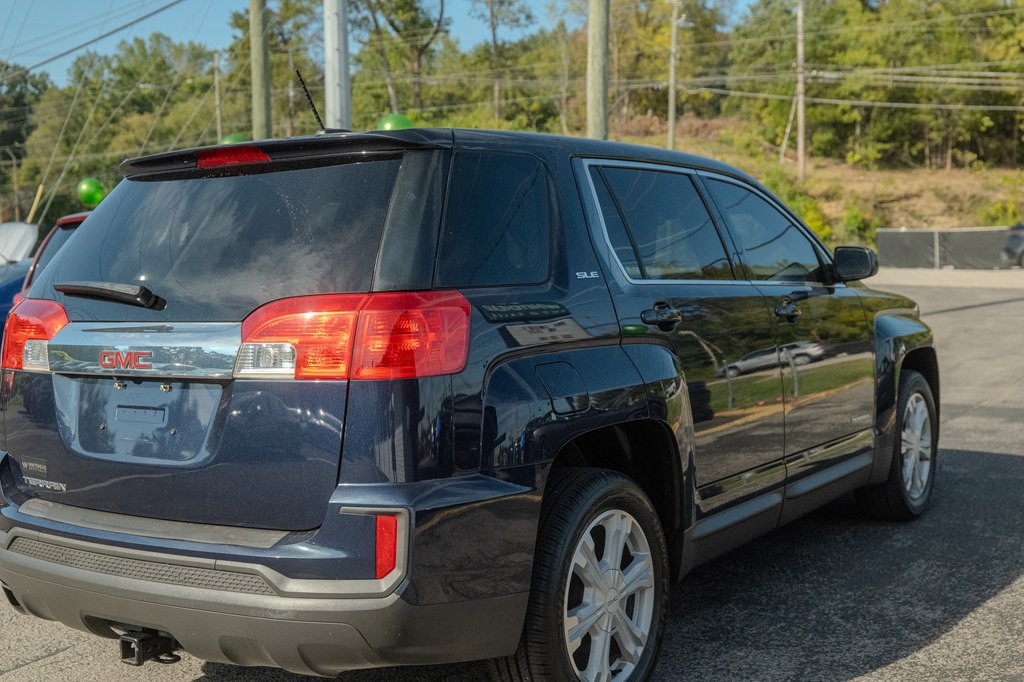 2017 GMC Terrain Image 6