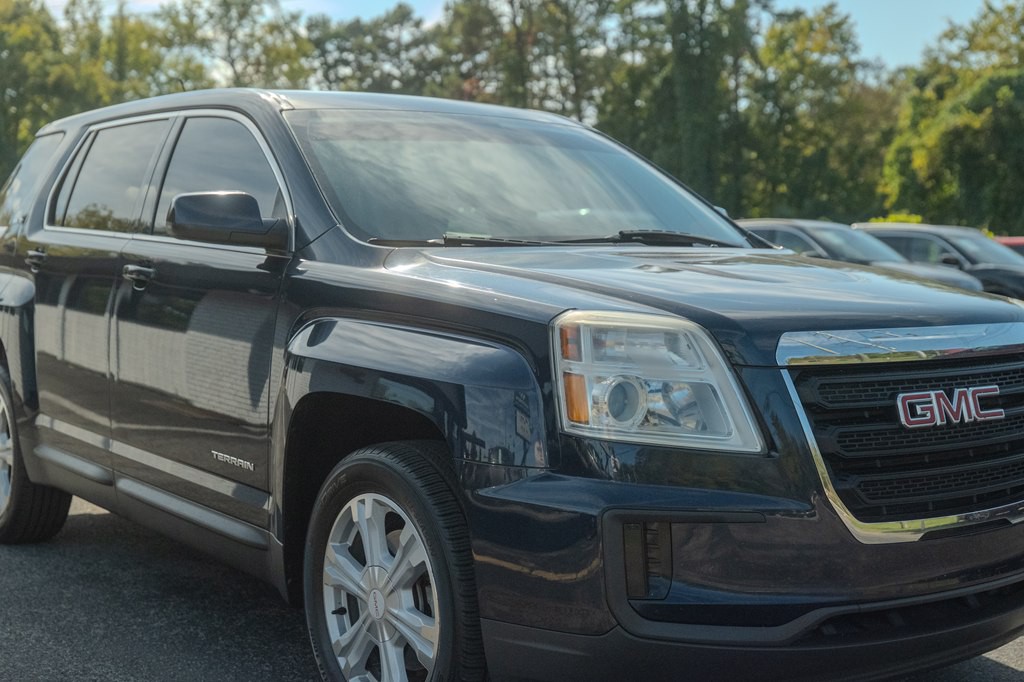 2017 GMC Terrain Image 8