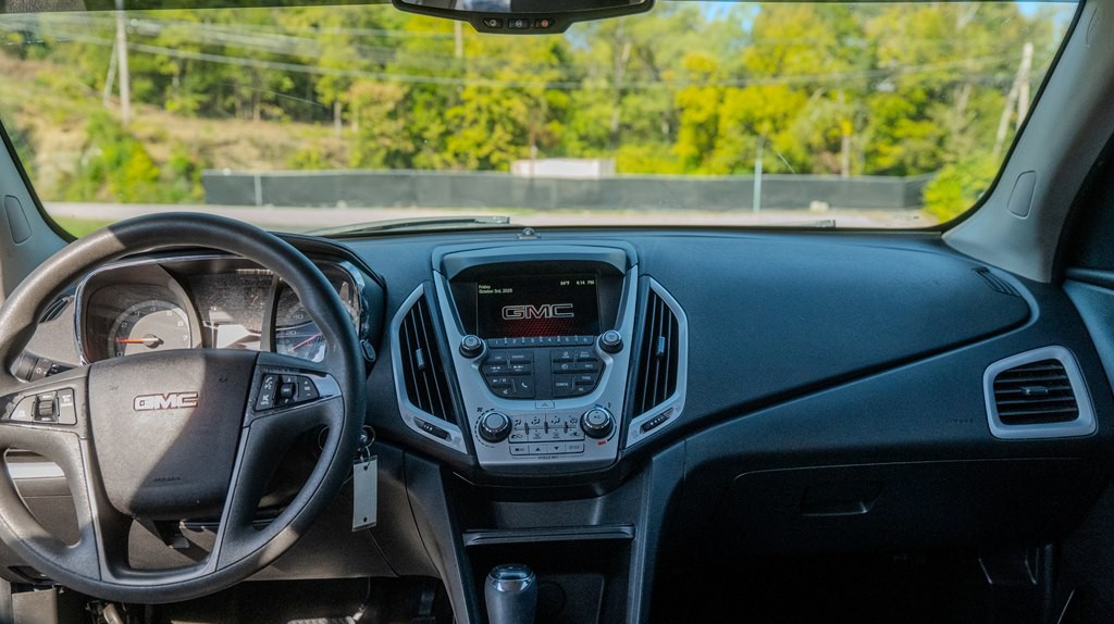 2017 GMC Terrain Image 9