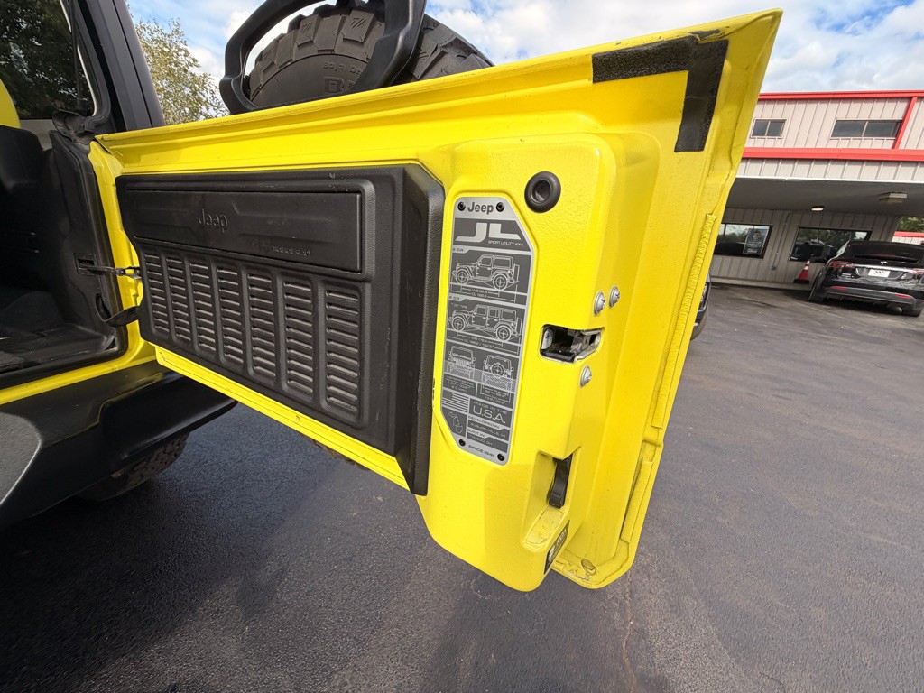 2023 Jeep Wrangler Image 5