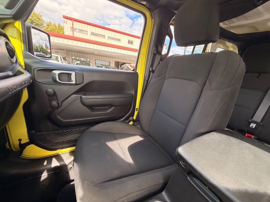 2023 Jeep Wrangler Image 9