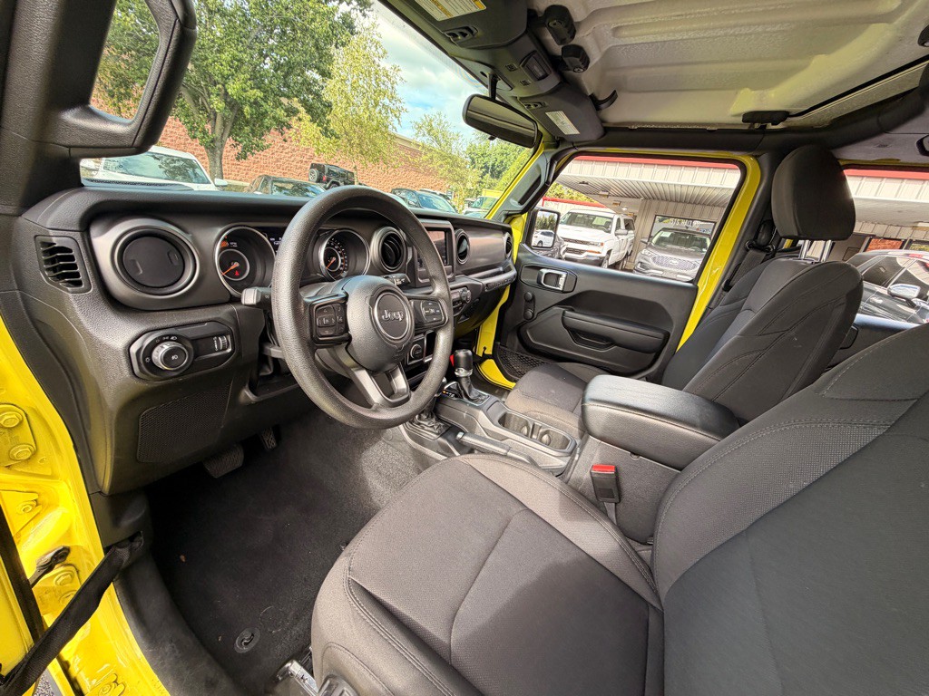 2023 Jeep Wrangler Image 11