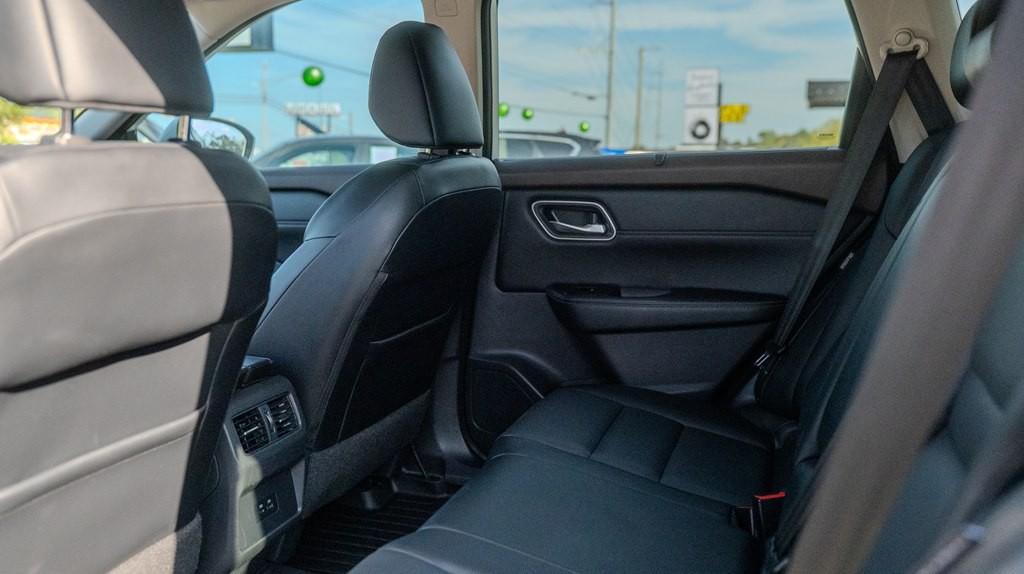 2021 Nissan Rogue Image 11