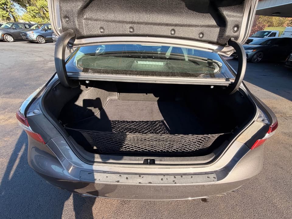 2023 Toyota Camry Image 6