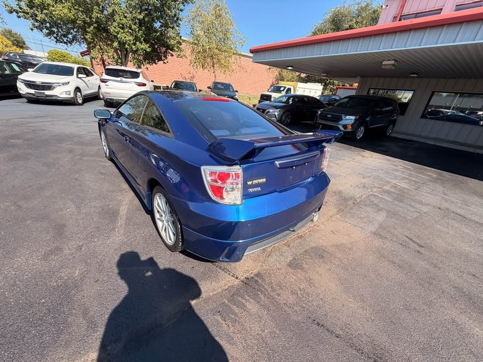 2004 Toyota Celica Image 3