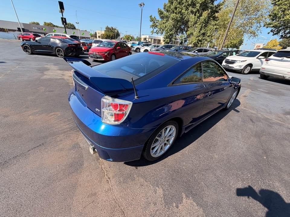 2004 Toyota Celica Image 4
