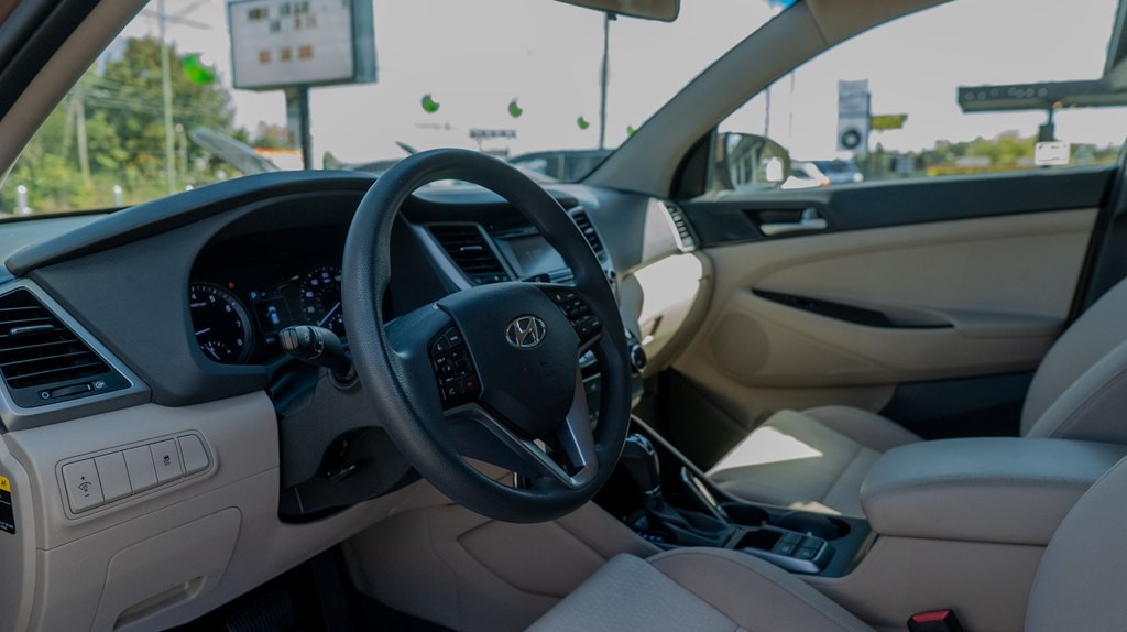 2016 Hyundai Tucson Image 10