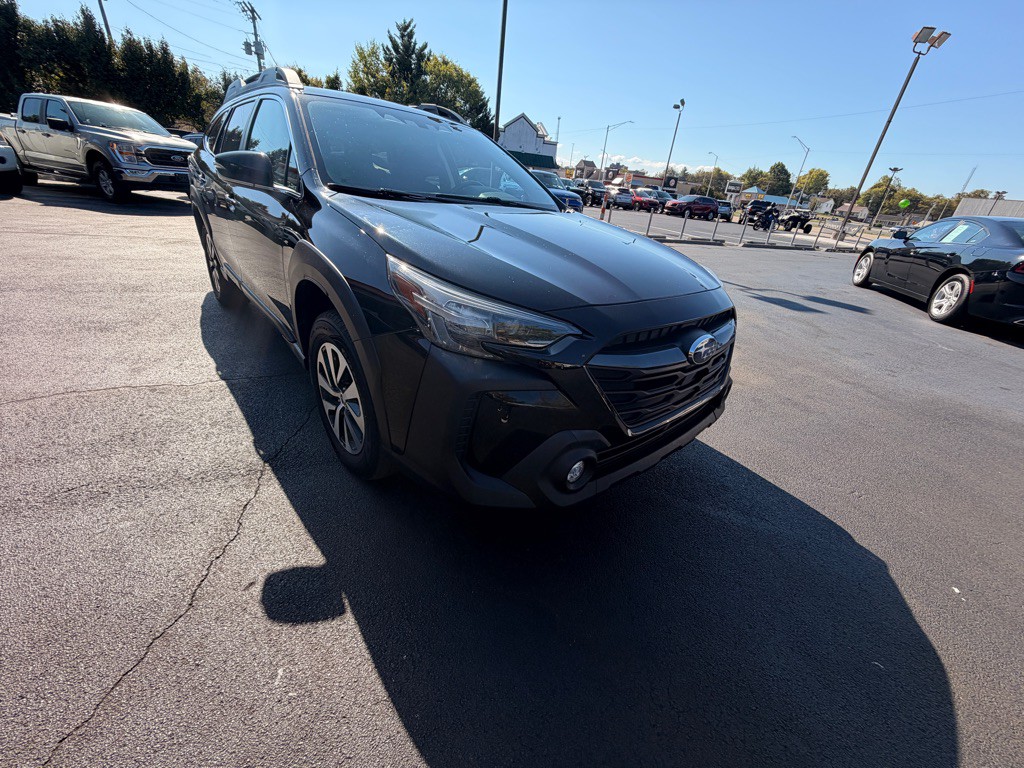 2023 Subaru Outback Image 2