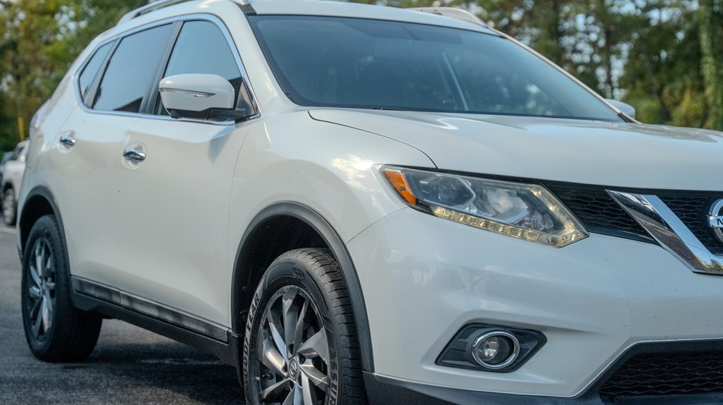 2015 Nissan Rogue Image 2